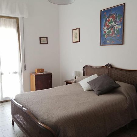 La Casa Di Gb Apartment Pieve di Teco Luaran gambar