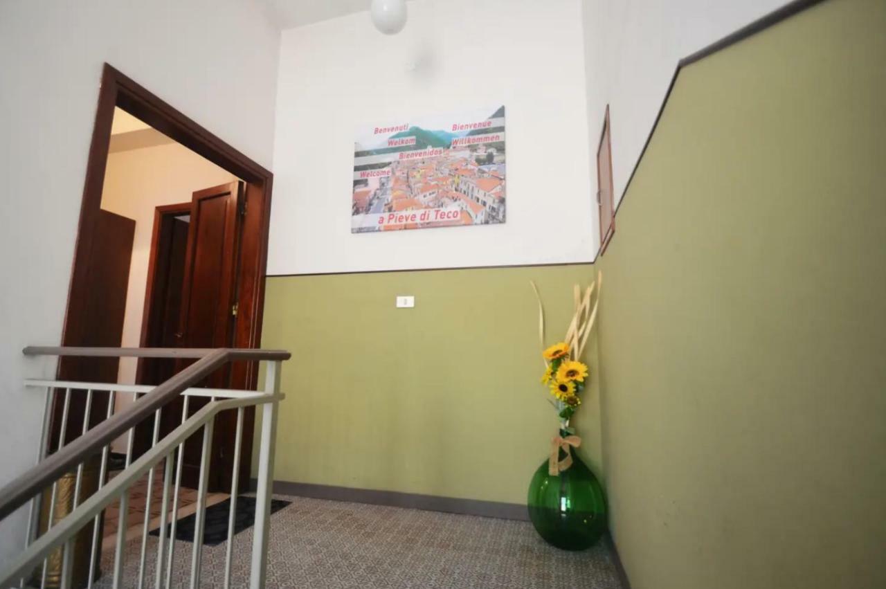 La Casa Di Gb Apartment Pieve di Teco Luaran gambar